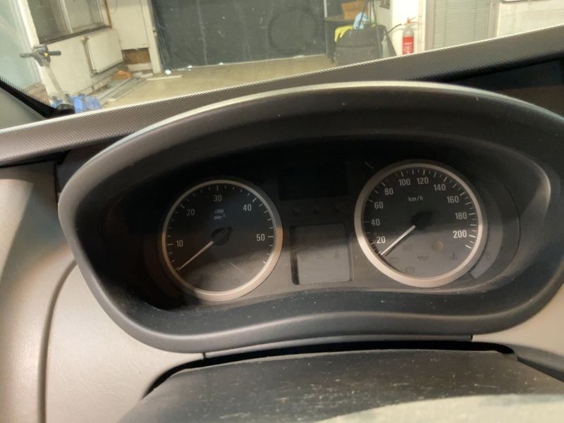 Opel Vivaro 2.0 CDTI Kasten L1H1 2,7t 2014 – снимка 18