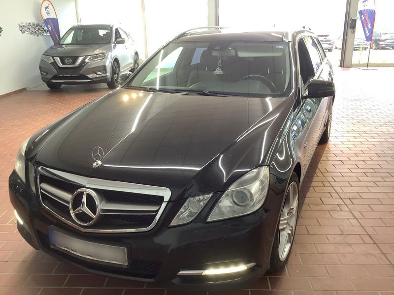 Mercedes-Benz E-Klasse E 350 CDI T Avantgarde 2011 – снимка 1