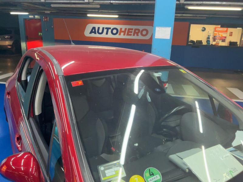 Peugeot 308 1.6 HDi Sportium 2011 – снимка 13