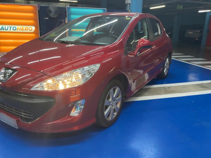 Peugeot 308 1.6 HDi Sportium 2011 – снимка 2