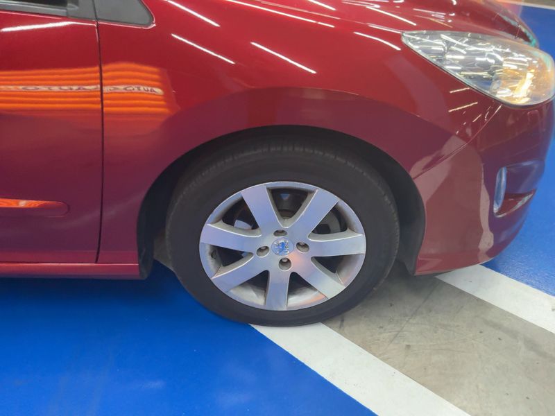 Peugeot 308 1.6 HDi Sportium 2011 – снимка 11