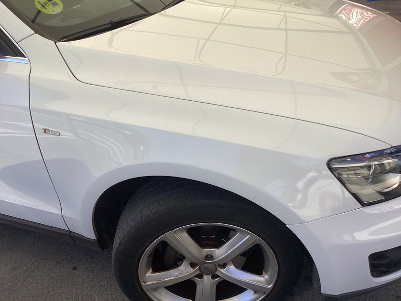 Audi Q5 2.0 TDI quattro 2010 – снимка 22