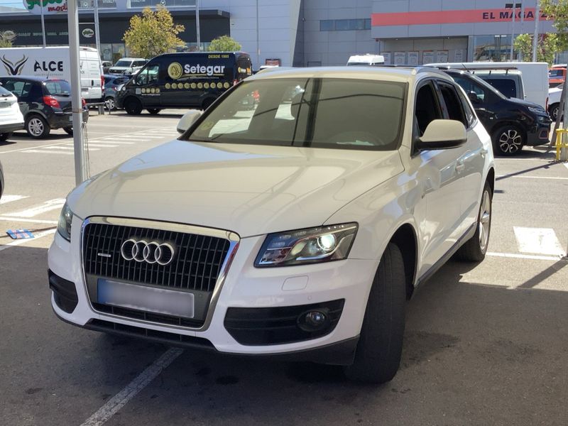 Audi Q5 2.0 TDI quattro 2010 – снимка 1