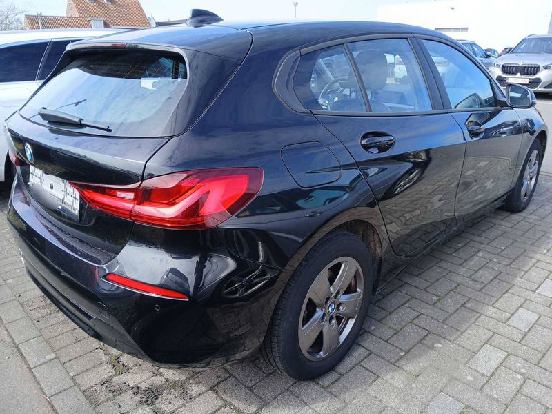 BMW 1er 118i Advantage 2021 – снимка 5