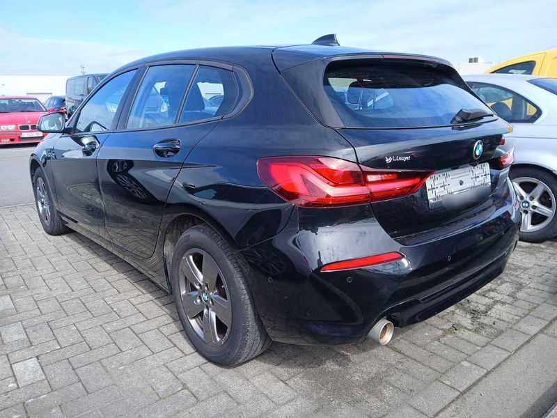 BMW 1er 118i Advantage 2021 – снимка 3