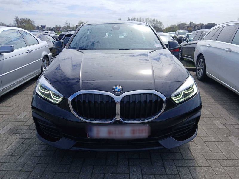 BMW 1er 118i Advantage 2021 – снимка 7