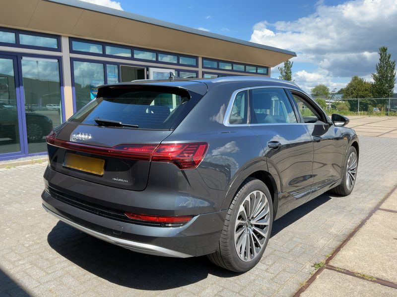Audi e-tron 50 quattro advanced 2019 – снимка 8