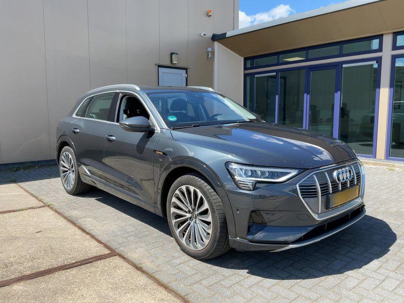 Audi e-tron 50 quattro advanced 2019 – снимка 12