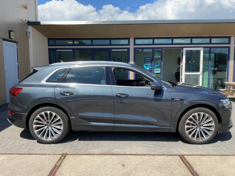 Audi e-tron 50 quattro advanced 2019 – снимка 10
