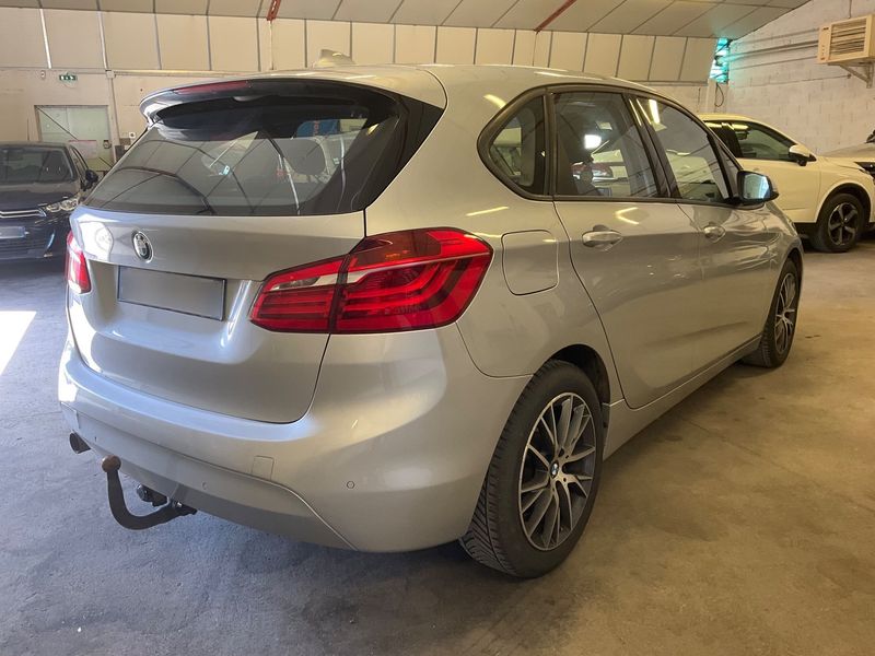 BMW 2er 218i Active Tourer Lounge 2015 – снимка 8