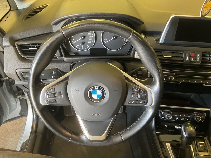 BMW 2er 218i Active Tourer Lounge 2015 – снимка 26