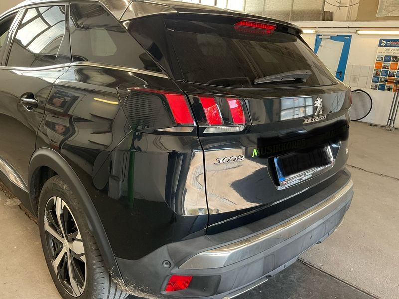 Peugeot 3008 2.0 Blue-HDi GT 2018 – снимка 6