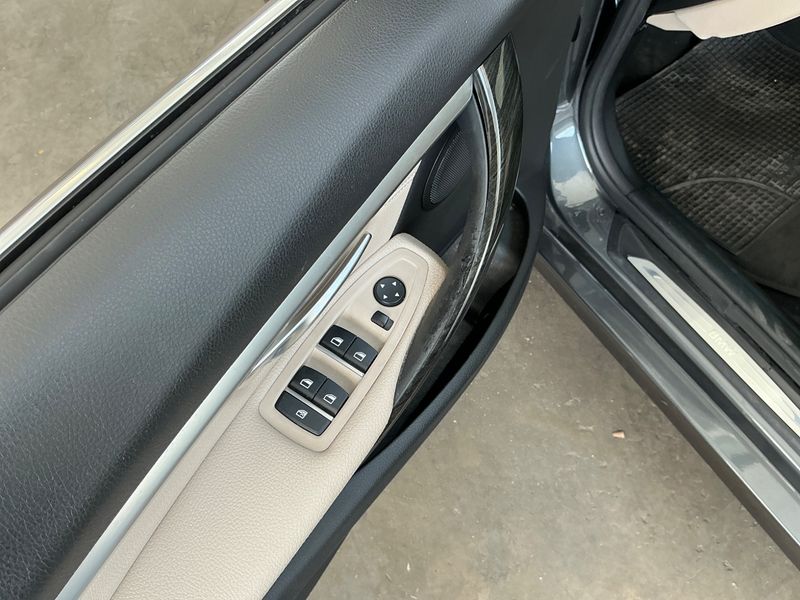BMW 3er 316d Luxury Line 2017 – снимка 26