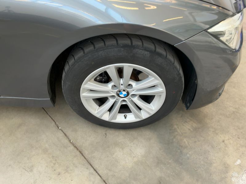 BMW 3er 316d Luxury Line 2017 – снимка 11
