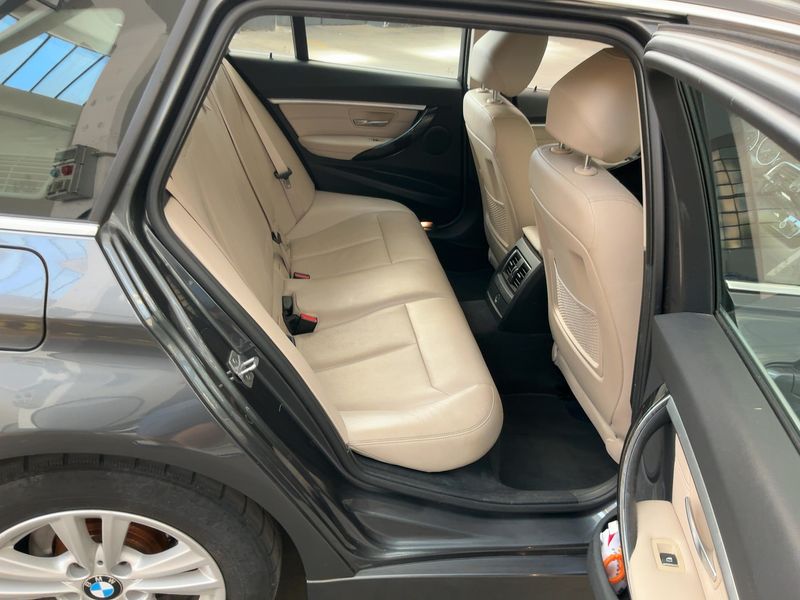 BMW 3er 316d Luxury Line 2017 – снимка 19