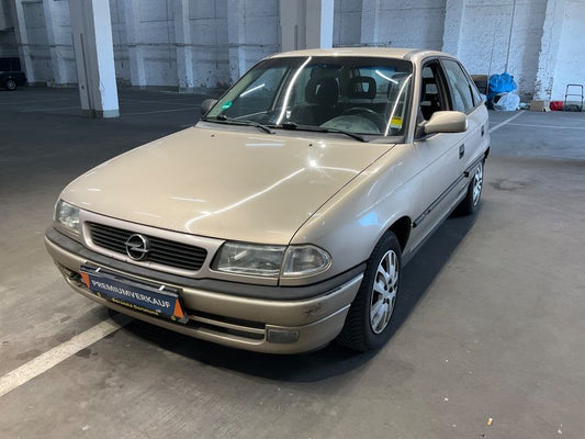 Opel Astra 1.6 GL 1997 – снимка 1