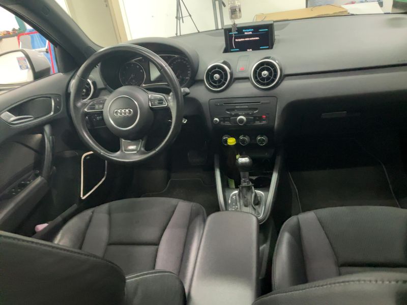 Audi A1 Sportback 1.4 TFSI S line Sportpaket 2012 – снимка 18