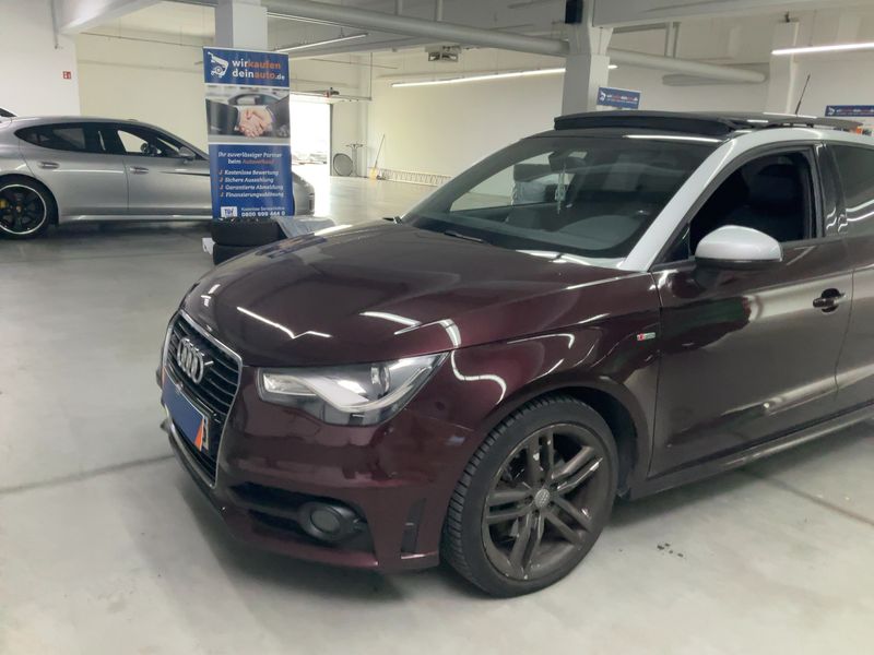 Audi A1 Sportback 1.4 TFSI S line Sportpaket 2012 – снимка 2