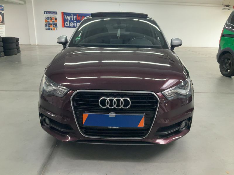 Audi A1 Sportback 1.4 TFSI S line Sportpaket 2012 – снимка 14