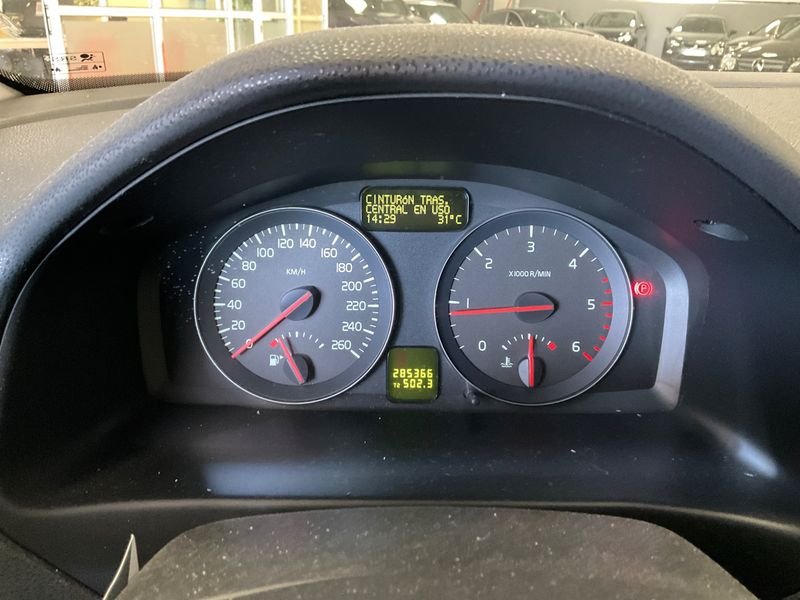 Volvo S40 1.6 DRIVe Kinetic 2010 – снимка 4