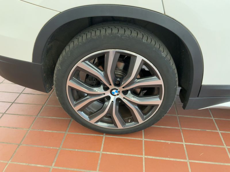 BMW X1 xDrive 20d xLine 2016 – снимка 9