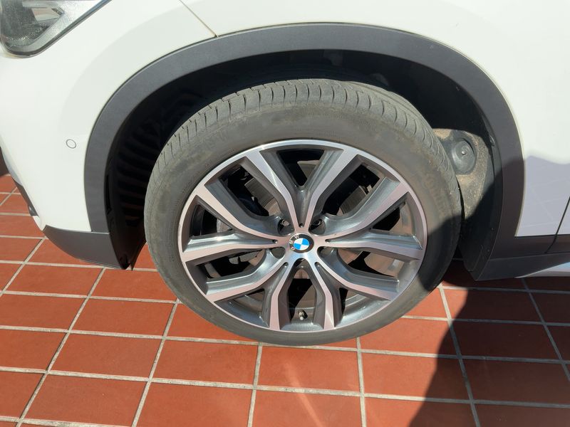 BMW X1 xDrive 20d xLine 2016 – снимка 3