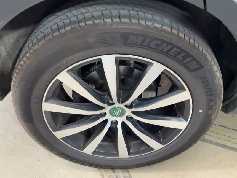 Land Rover Discovery Sport 2.0 Td4 Pure 2016 – снимка 9