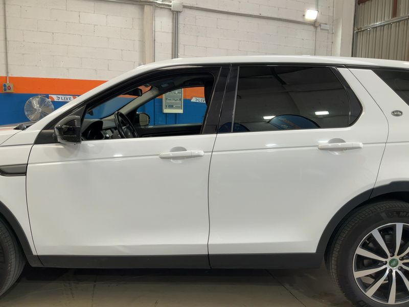 Land Rover Discovery Sport 2.0 Td4 Pure 2016 – снимка 4