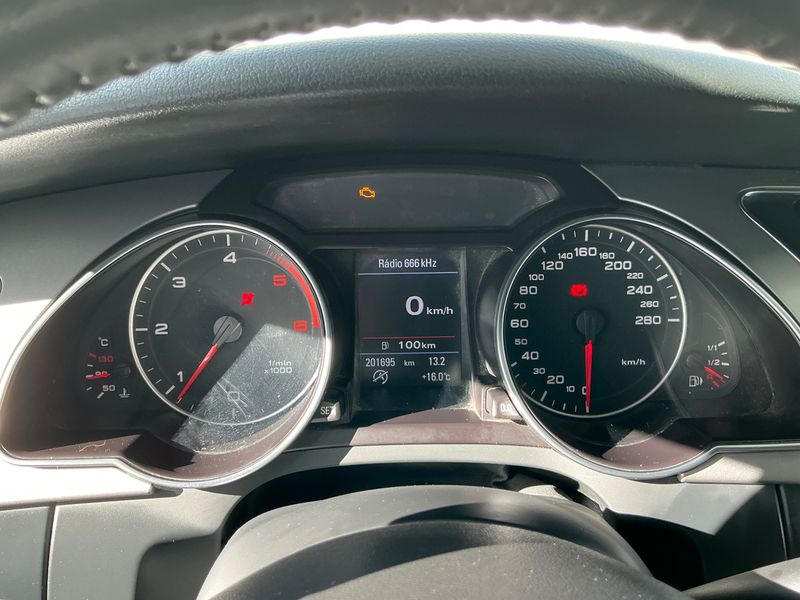 Audi A5 Sportback 2.0 TDI 2010 – снимка 18