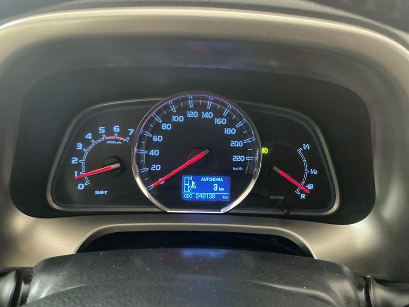 Toyota RAV 4 2.0 D-4D Style 2015 – снимка 18