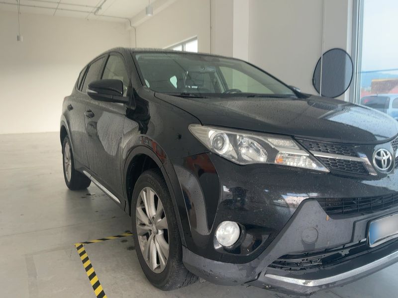 Toyota RAV 4 2.0 D-4D Style 2015 – снимка 12