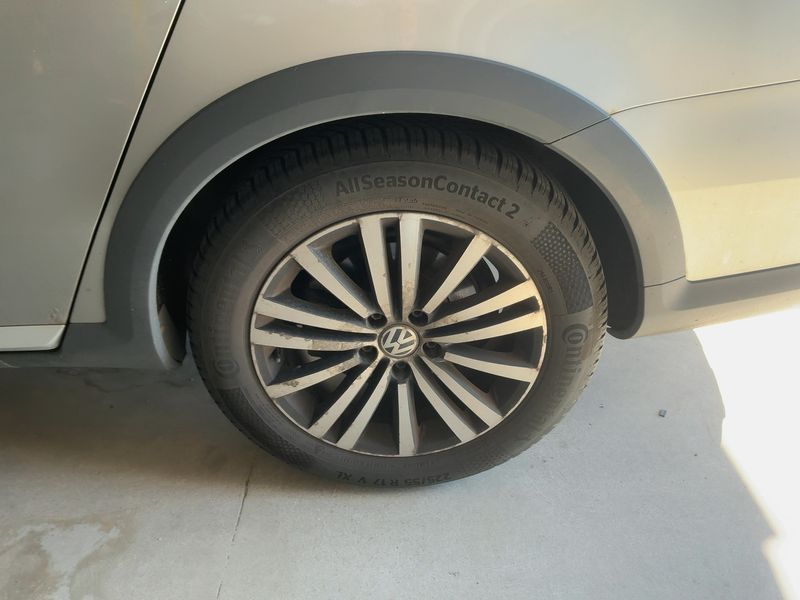 Volkswagen Passat 2.0 TDI 4Motion BlueMotion Tech 2012 – снимка 5