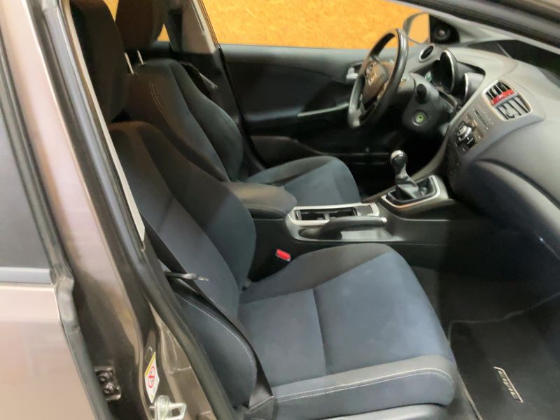 Honda Civic 1.6 DTEC Lifestyle 2014 – снимка 17