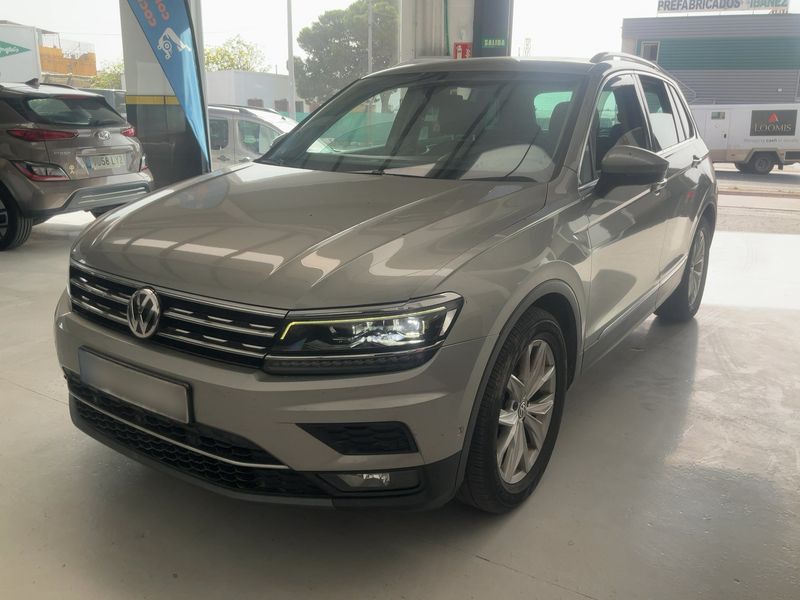 Volkswagen Tiguan 2.0 TDI Sport BlueMotion Tech 2018 – снимка 1