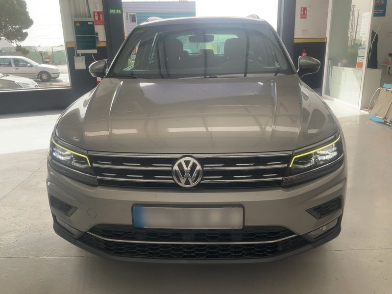 Volkswagen Tiguan 2.0 TDI Sport BlueMotion Tech 2018 – снимка 14