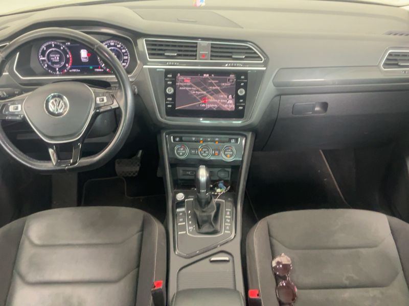 Volkswagen Tiguan 2.0 TDI Sport BlueMotion Tech 2018 – снимка 17