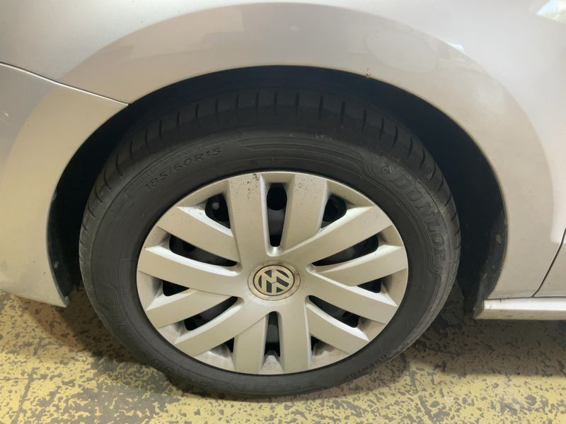 Volkswagen Polo 1.4 TDI Trendline BlueMotion Tech 2015 – снимка 3