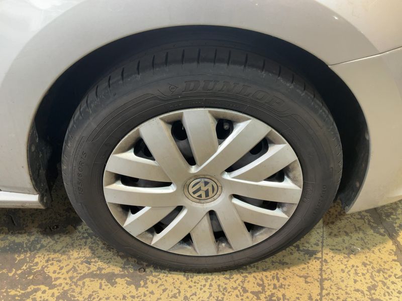Volkswagen Polo 1.4 TDI Trendline BlueMotion Tech 2015 – снимка 11