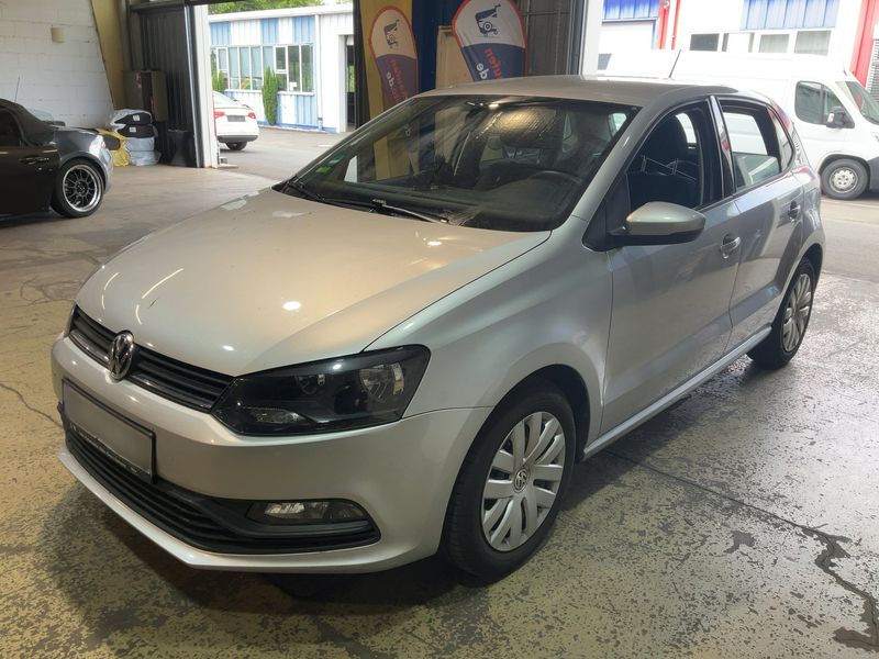 Volkswagen Polo 1.4 TDI Trendline BlueMotion Tech 2015 – снимка 1