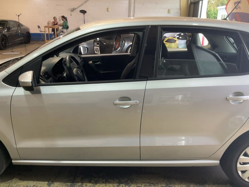 Volkswagen Polo 1.4 TDI Trendline BlueMotion Tech 2015 – снимка 4