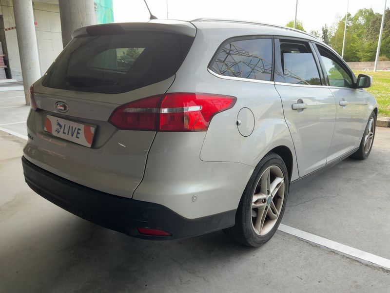 Ford Focus 1.6 TDCi Titanium 2015 – снимка 8