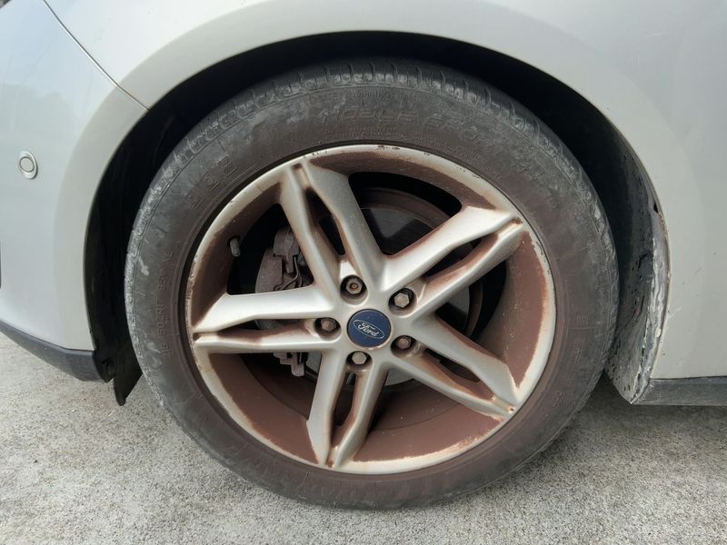 Ford Focus 1.6 TDCi Titanium 2015 – снимка 3