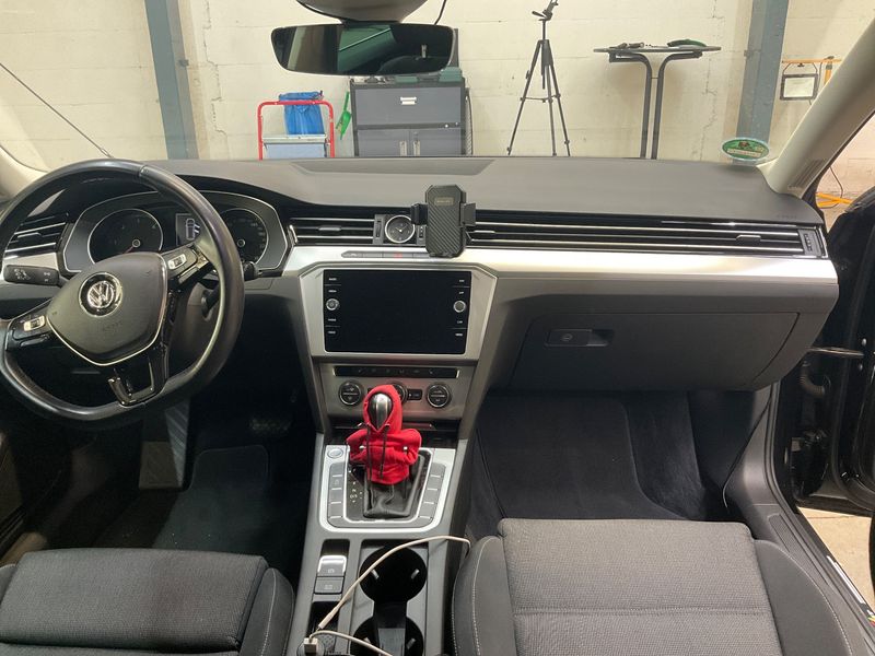 Volkswagen Passat 2.0 TDI Comfortline BlueMotion Tech 2018 – снимка 17