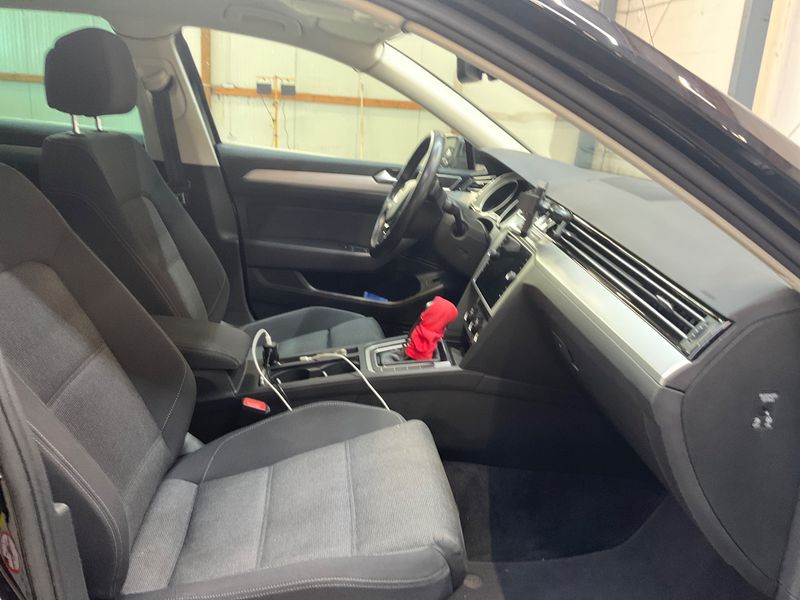 Volkswagen Passat 2.0 TDI Comfortline BlueMotion Tech 2018 – снимка 16