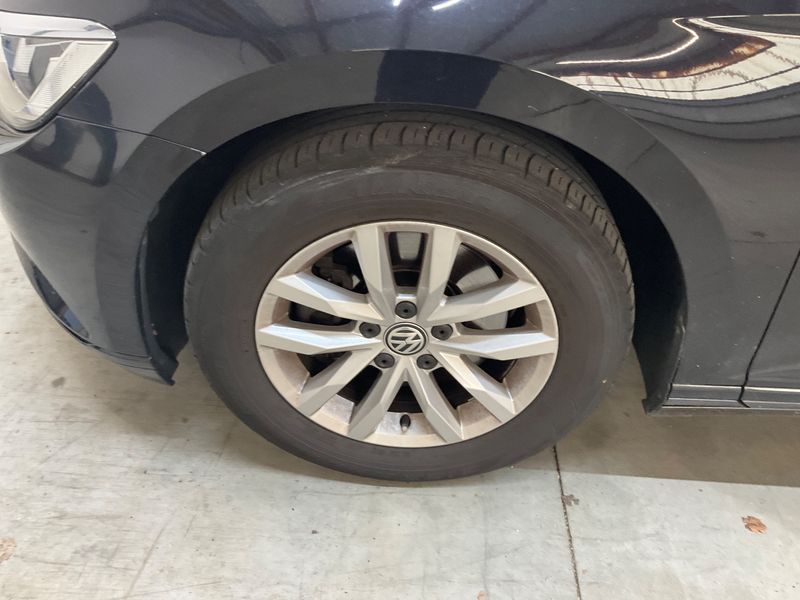 Volkswagen Passat 2.0 TDI Comfortline BlueMotion Tech 2018 – снимка 3