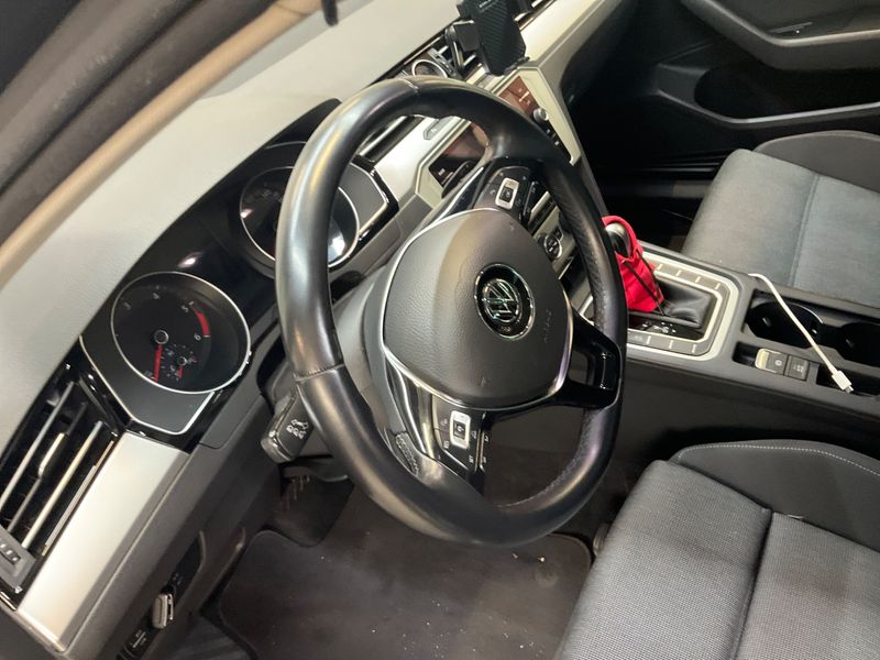 Volkswagen Passat 2.0 TDI Comfortline BlueMotion Tech 2018 – снимка 26