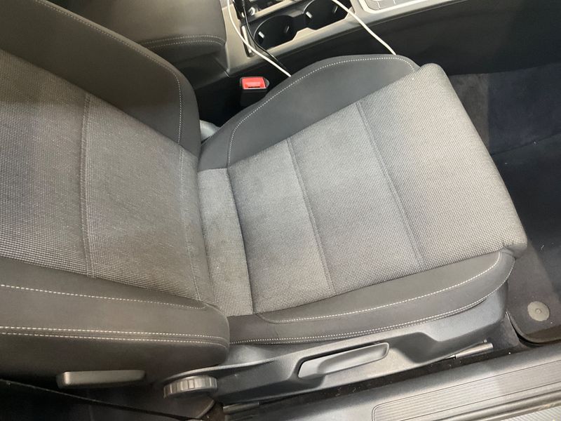 Volkswagen Passat 2.0 TDI Comfortline BlueMotion Tech 2018 – снимка 29