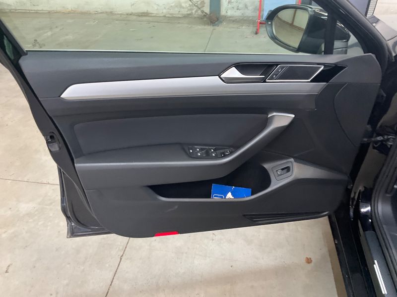 Volkswagen Passat 2.0 TDI Comfortline BlueMotion Tech 2018 – снимка 25
