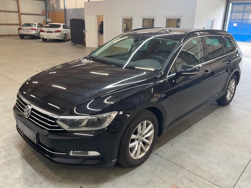 Volkswagen Passat 2.0 TDI Comfortline BlueMotion Tech 2018 – снимка 1