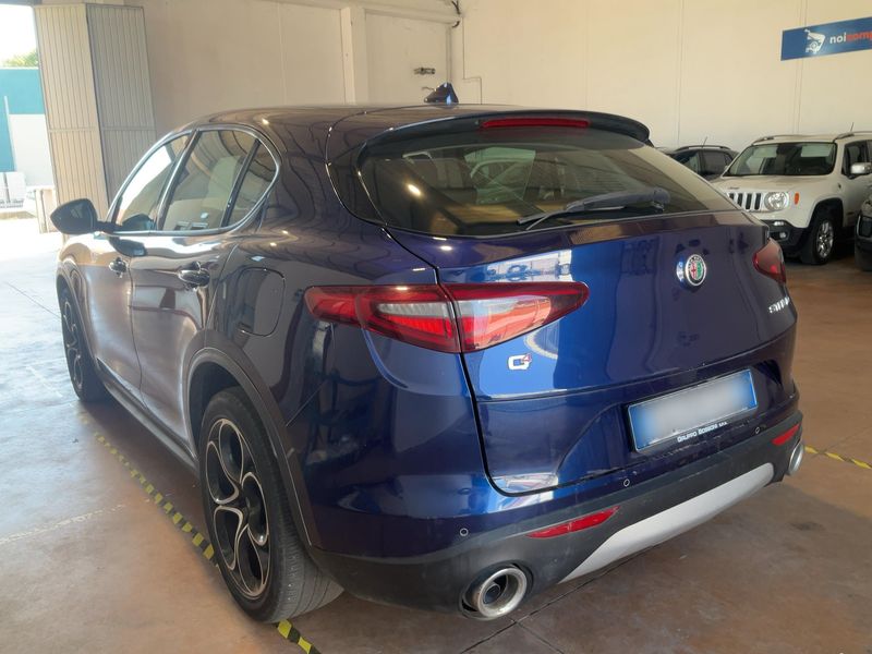 Alfa Romeo Stelvio 2.2 JTDM Executive Q4 2019 – снимка 6
